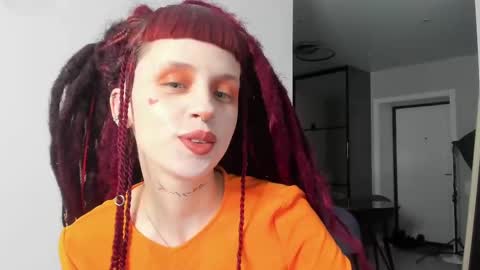 Snapshot of flowerofsin2001 chatting on March 3, 2025, 3:42 pm Flower online show from March 3, 2025, 3:42 pm