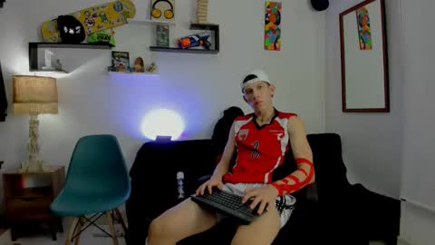 flowers109 online show from January 13, 2025, 1:56 am