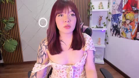  FLUFFY BUBBLE  online show from February 6, 2025, 4:21 am