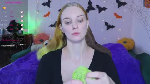 Snapshot of fluffy_muffin3 chatting on October 29, 2025, 9:00 am Agatha online show from October 29, 2025, 9:00 am