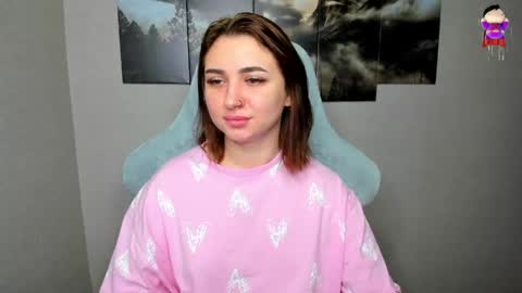 Snapshot of flufyfoxx chatting on June 2, 2026, 12:45 am Lina online show from June 2, 2026, 12:45 am
