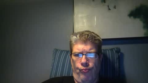 Snapshot of fluidconscience chatting on March 9, 2025, 6:06 am FluidConscience online show from March 9, 2025, 6:06 am