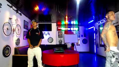 flyckers online show from April 30, 2026, 12:11 pm