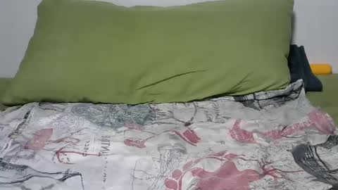 Snapshot of flylen chatting on December 9, 2024, 5:29 am flylen online show from December 9, 2024, 5:29 am