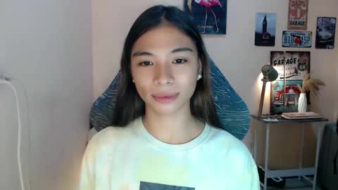 Snapshot of foeheart chatting on November 16, 2025, 1:22 am Foe online show from November 16, 2025, 1:22 am