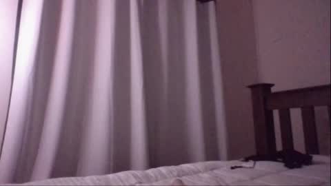 Snapshot of foliedeux chatting on October 20, 2025, 3:01 pm foliedeux online show from October 20, 2025, 3:01 pm