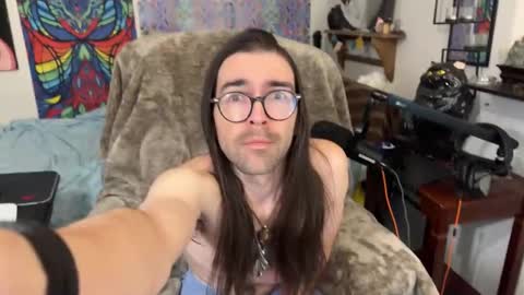 Snapshot of folkemord69 chatting on February 9, 2025, 11:36 am Chris online show from February 9, 2025, 11:36 am