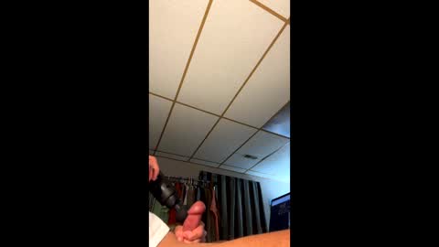 foodforcatfists online show from June 11, 2026, 4:43 am