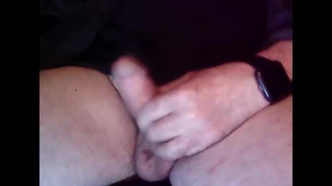 Hooz2no online show from May 3, 2026, 1:33 am