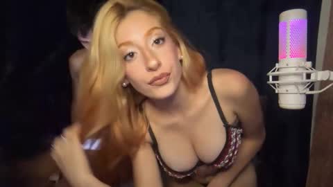 footaurastudio online show from February 20, 2026, 2:41 am