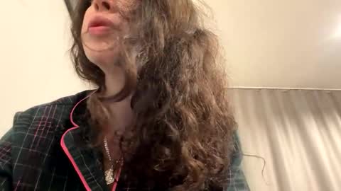 forbiddennvelvet online show from February 2, 2026, 1:26 am