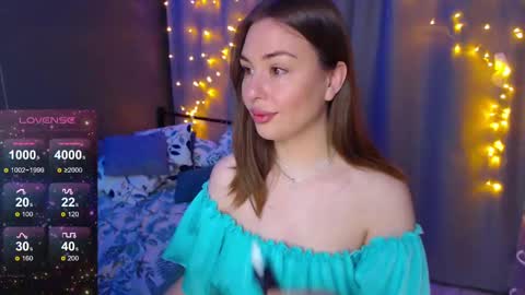 Snapshot of foreversmileme chatting on December 16, 2024, 2:36 am Julia online show from December 16, 2024, 2:36 am