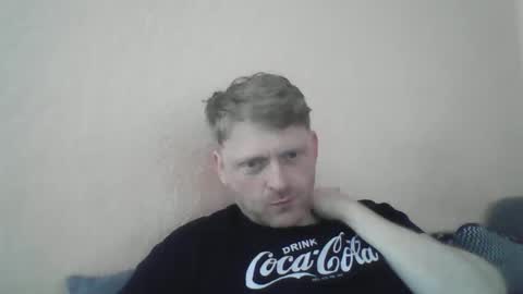 forgotten_lover online show from April 27, 2026, 7:50 am