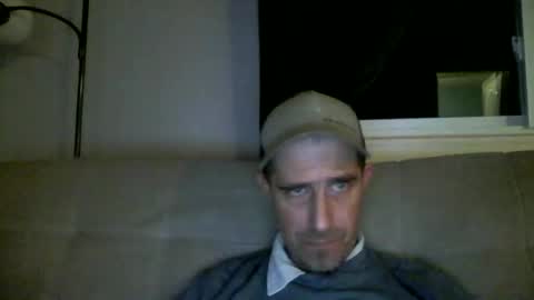 Snapshot of fouraide42 chatting on December 20, 2024, 11:00 am fouraide42 online show from December 20, 2024, 11:00 am