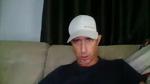 Snapshot of fouraide42 chatting on September 20, 2025, 2:23 am fouraide42 online show from September 20, 2025, 2:23 am