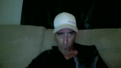 fouraide42 online show from February 15, 2026, 7:51 am