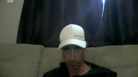 fouraide42 online show from February 15, 2026, 7:54 pm