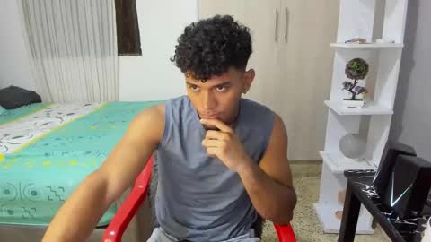 Snapshot of fox_evans chatting on November 20, 2025, 6:02 am Fox online show from November 20, 2025, 6:02 am