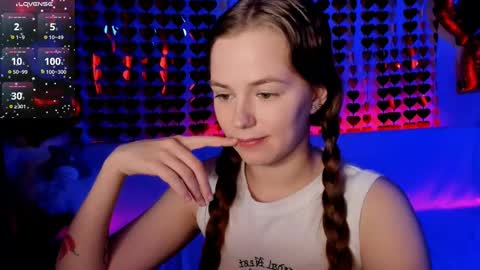 Lisa online show from March 6, 2026, 8:27 pm