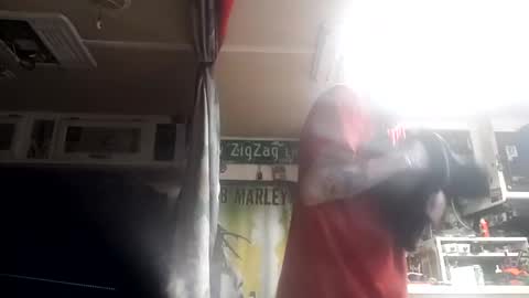 Snapshot of foxbodydave chatting on March 1, 2025, 2:34 pm foxbodydave online show from March 1, 2025, 2:34 pm