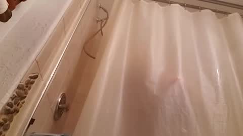 Snapshot of foxbodydave chatting on November 28, 2025, 3:31 am foxbodydave online show from November 28, 2025, 3:31 am