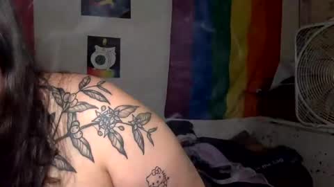 foxdarling96 online show from October 8, 2025, 3:26 am