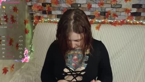 Snapshot of foxgirlandmerguis chatting on November 8, 2025, 11:43 am Belinda online show from November 8, 2025, 11:43 am