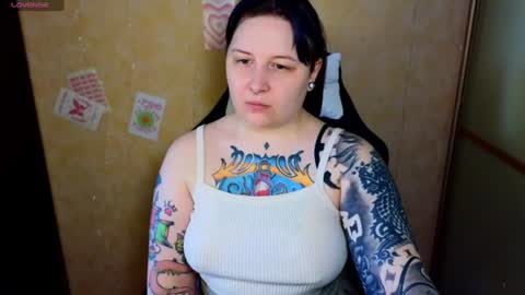 Snapshot of foxgirlandmerguis chatting on July 2, 2026, 6:41 am Belinda online show from July 2, 2026, 6:41 am
