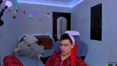 Snapshot of foxicfu chatting on December 30, 2024, 3:24 pm Foxicfu online show from December 30, 2024, 3:24 pm