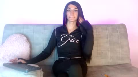 Snapshot of foxkatty69 chatting on June 1, 2026, 3:30 am Katty online show from June 1, 2026, 3:30 am