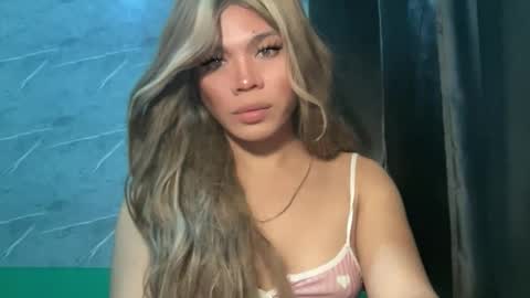 KITTY online show from June 10, 2026, 11:35 pm