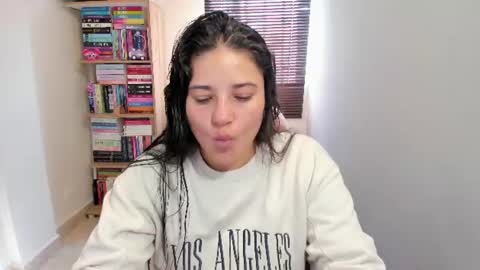 Snapshot of foxwen chatting on July 7, 2026, 1:59 pm wen. online show from July 7, 2026, 1:59 pm