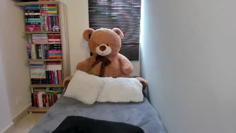 Snapshot of foxwen chatting on July 14, 2026, 3:51 pm wen. online show from July 14, 2026, 3:51 pm