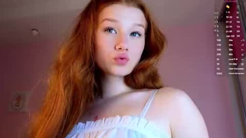 Snapshot of foxxx_tail chatting on July 7, 2026, 1:04 pm Petra online show from July 7, 2026, 1:04 pm