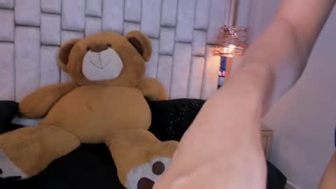 Snapshot of foxxxypink chatting on May 27, 2026, 1:57 am fox with 3 xs online show from May 27, 2026, 1:57 am