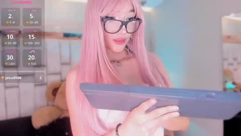 Snapshot of foxxxypink chatting on June 16, 2026, 8:00 pm fox with 3 xs online show from June 16, 2026, 8:00 pm