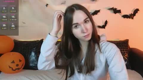 Snapshot of foxxy_girl_ chatting on November 2, 2025, 7:38 pm andice online show from November 2, 2025, 7:38 pm