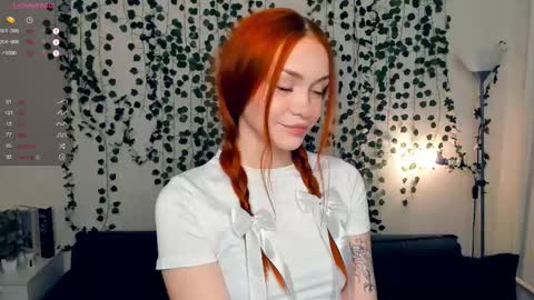 Snapshot of foxy_blush chatting on November 14, 2025, 8:07 pm Eva online show from November 14, 2025, 8:07 pm