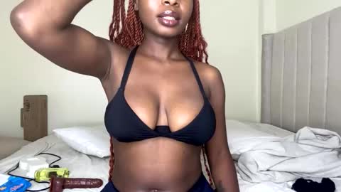 Fanala online show from March 9, 2025, 1:46 am