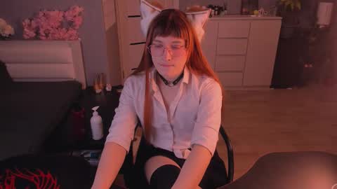 Snapshot of foxy_jpg chatting on March 6, 2026, 9:33 pm Sue online show from March 6, 2026, 9:33 pm