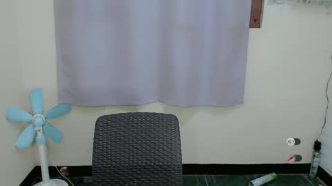 foxy_lei online show from December 21, 2025, 10:50 pm