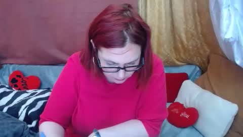 foxydesiree online show from April 29, 2026, 2:21 pm
