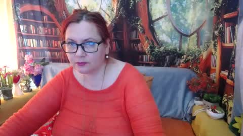 foxydesiree online show from June 12, 2026, 1:43 pm