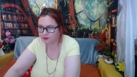 foxydesiree online show from June 14, 2026, 3:03 pm