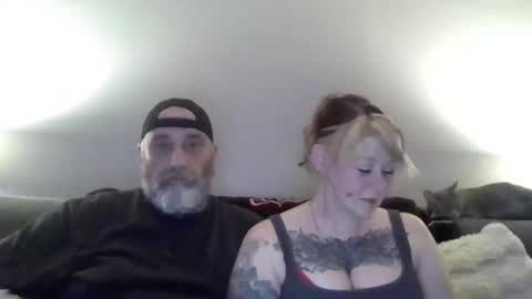 Snapshot of foxyfang chatting on March 30, 2026, 1:17 am foxyfang online show from March 30, 2026, 1:17 am
