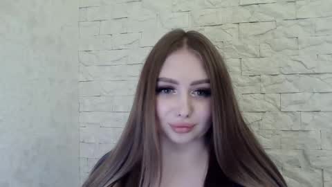 Snapshot of foxyflaree chatting on November 23, 2025, 6:19 pm Alice online show from November 23, 2025, 6:19 pm