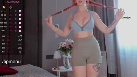 Snapshot of foxylovesyou chatting on February 21, 2025, 9:13 am foxylovesyou online show from February 21, 2025, 9:13 am