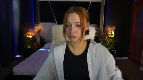 Snapshot of foxymayy chatting on May 18, 2026, 12:55 pm Maya online show from May 18, 2026, 12:55 pm