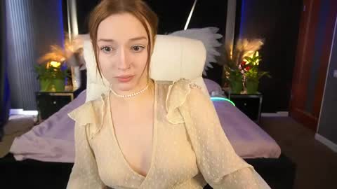 Snapshot of foxymayy chatting on June 6, 2026, 12:43 pm Maya online show from June 6, 2026, 12:43 pm