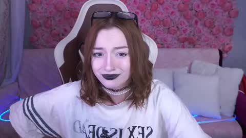 Snapshot of foxymayy chatting on June 7, 2026, 7:50 pm Maya online show from June 7, 2026, 7:50 pm